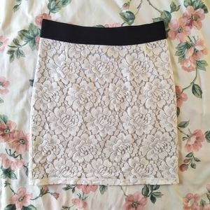 White Lace Belted Waistband Pencil Skirt